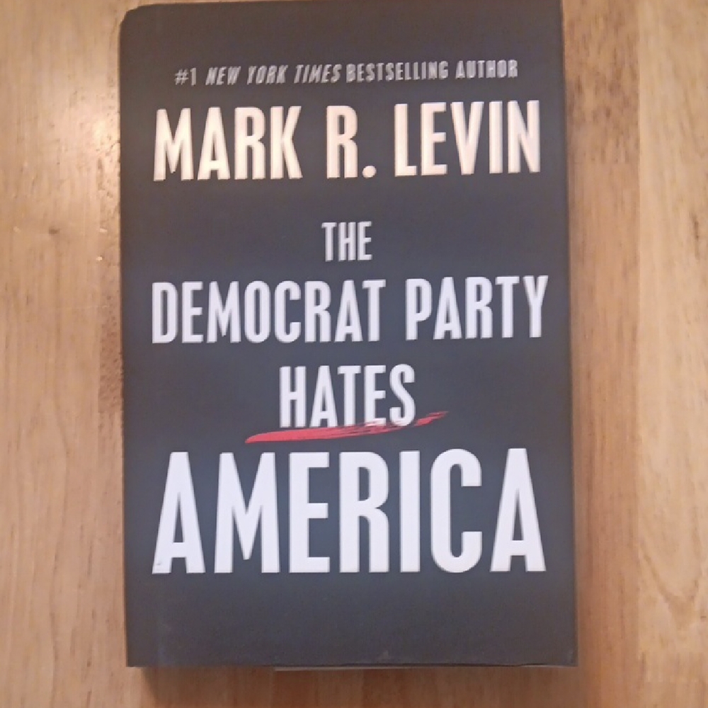Chronicle Books Black and White Cover